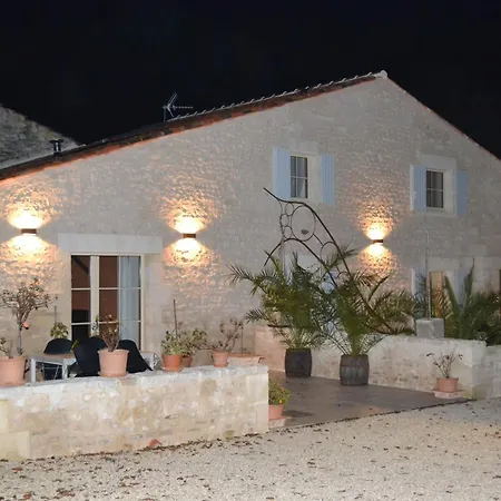 Maison Spacieuse A * Cabariot