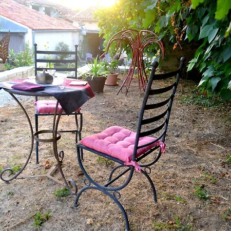 Maison Spacieuse A Nyaraló *