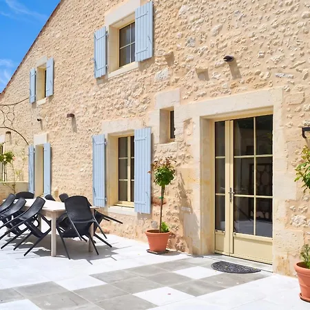 Maison Spacieuse A * Cabariot